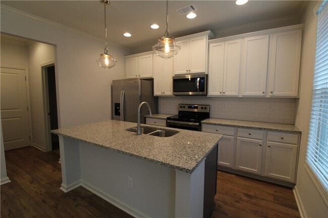 Building Photo - 5418 Long Branch Way