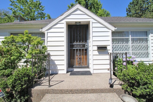 Building Photo - 8111 SW 8th Ave