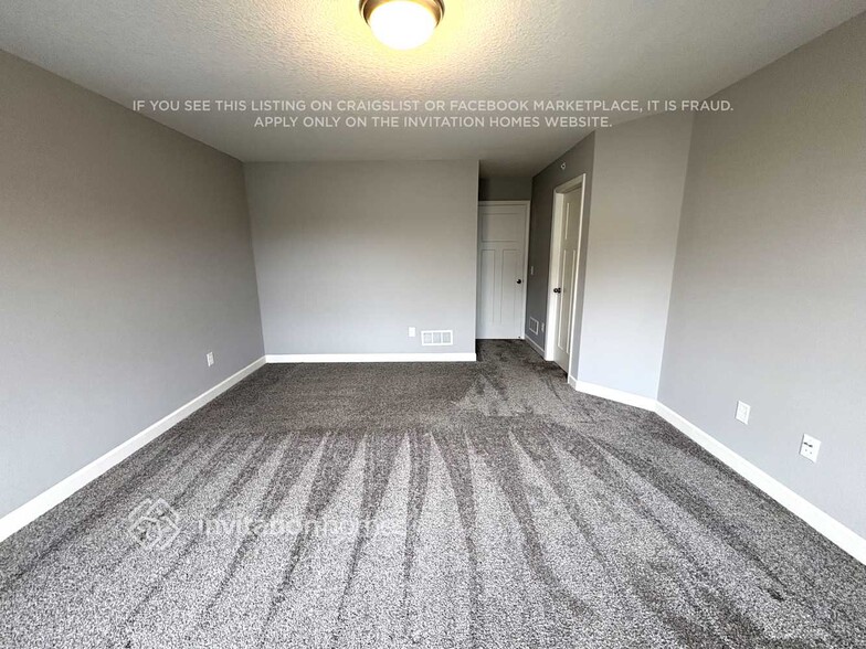 Building Photo - 6490 Inspire Cir S