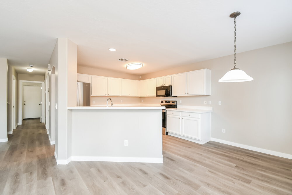 Building Photo - 31543 N Cactus Dr