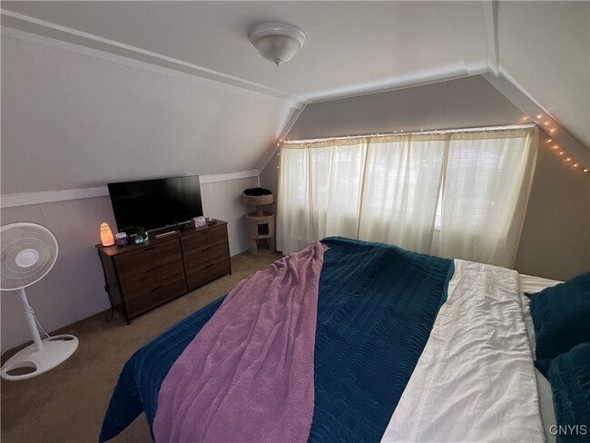 Building Photo - 813 Franklin St