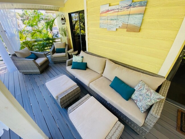 Building Photo - 3401 E Debazan Ave