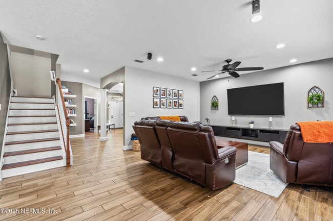 Building Photo - 503 Candlebark Dr