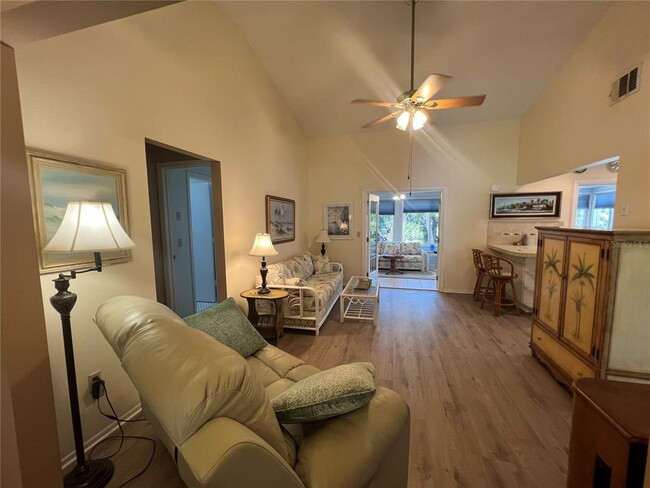 Building Photo - 1340 W Corktree Cir