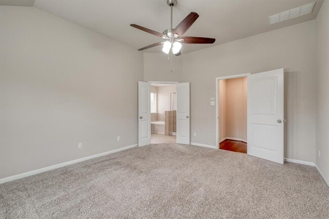 Building Photo - 7400 Longford Trail