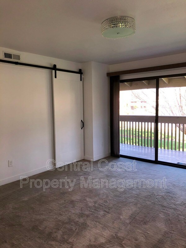 Building Photo - 3850 Rio Rd