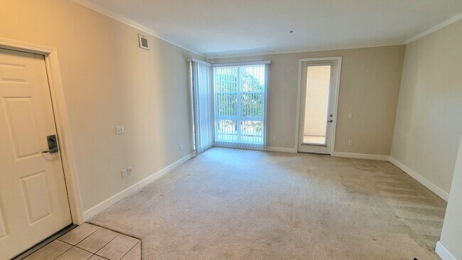 Building Photo - Epic REA - Great 1 BR/1 BA Condo w/Parking in Montebello Community of Cupertino