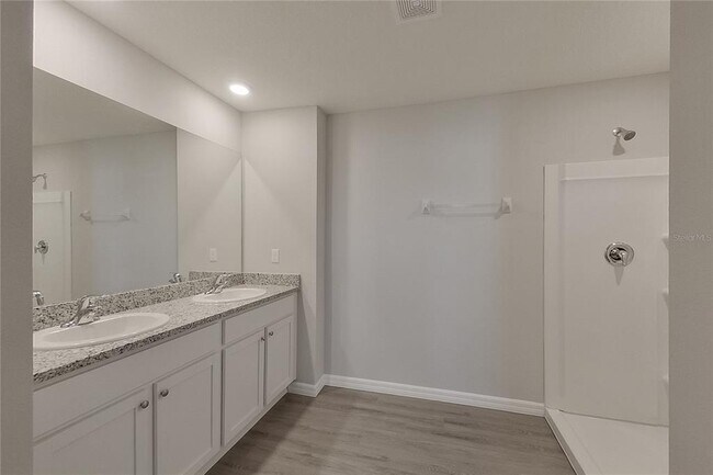 Building Photo - 8616 SW 44th Ct