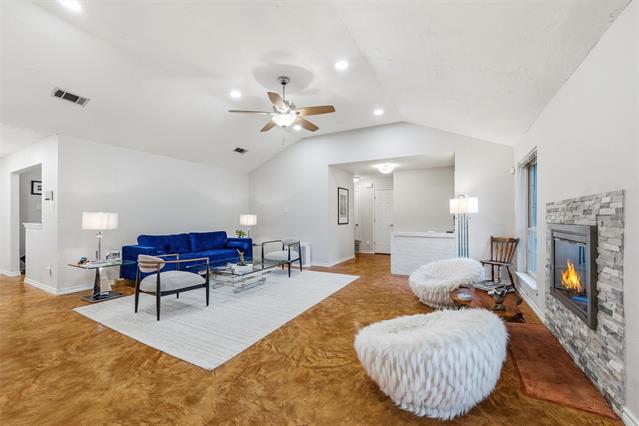 Building Photo - 1117 Glyndon Dr