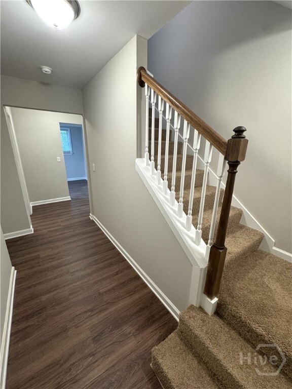 Building Photo - 620 Pinecrest Dr