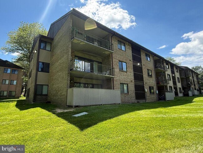 Building Photo - 6029 Majors Ln