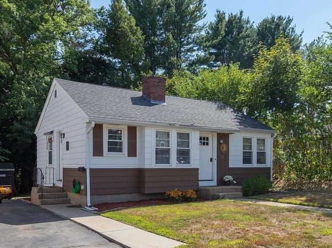 Building Photo - 52 Dickey St