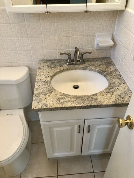 Bathroom - 1412 NE 2nd Ave