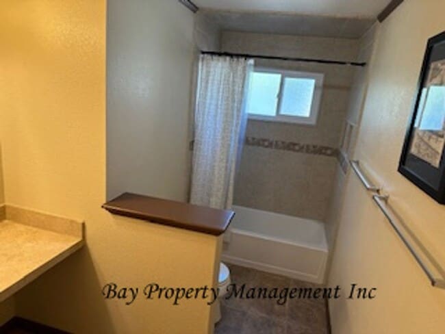 Building Photo - Bring your pets! Beautiful home in South Salinas - Coming Soon!