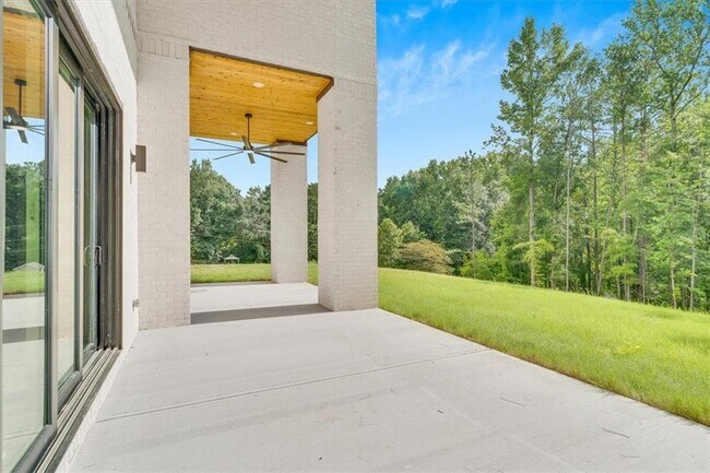 Building Photo - 1330 Upchurch Rd
