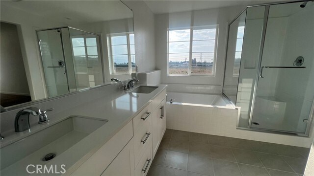 Building Photo - 10840 Pala Bells St