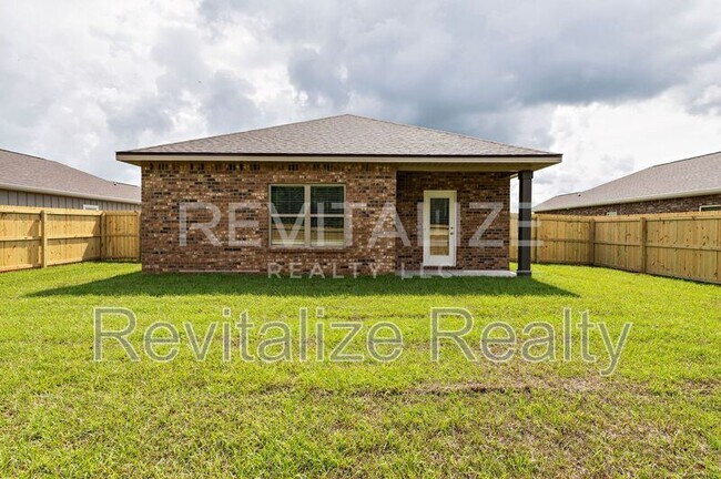 Building Photo - 13330 Shea Cir