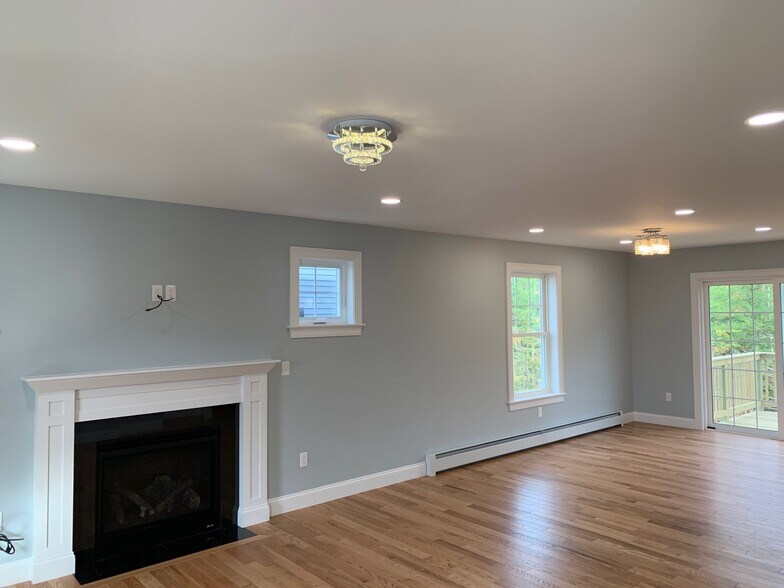 Building Photo - 38 Gristmill Ln