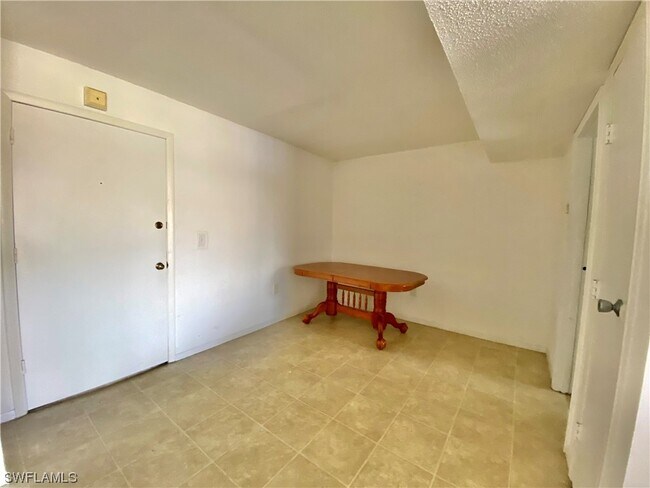 Building Photo - 3704 Broadway-