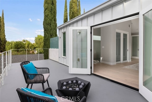 Building Photo - 4731 Topanga Canyon Blvd