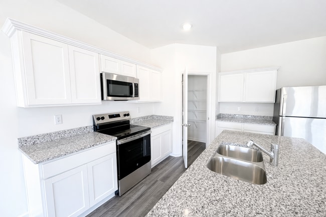 Building Photo - Fenced Backyard Coming Soon | Brand New 5 Bed Home in Winder/Bethlehem