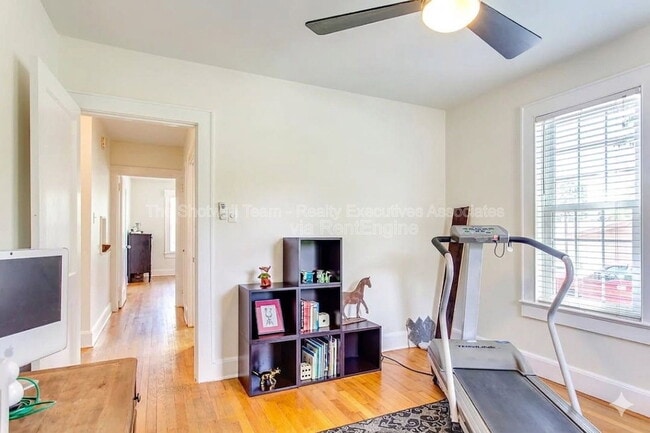 Building Photo - 438 McNabb Ave