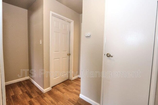 Building Photo - 2310 Kenworthy Way