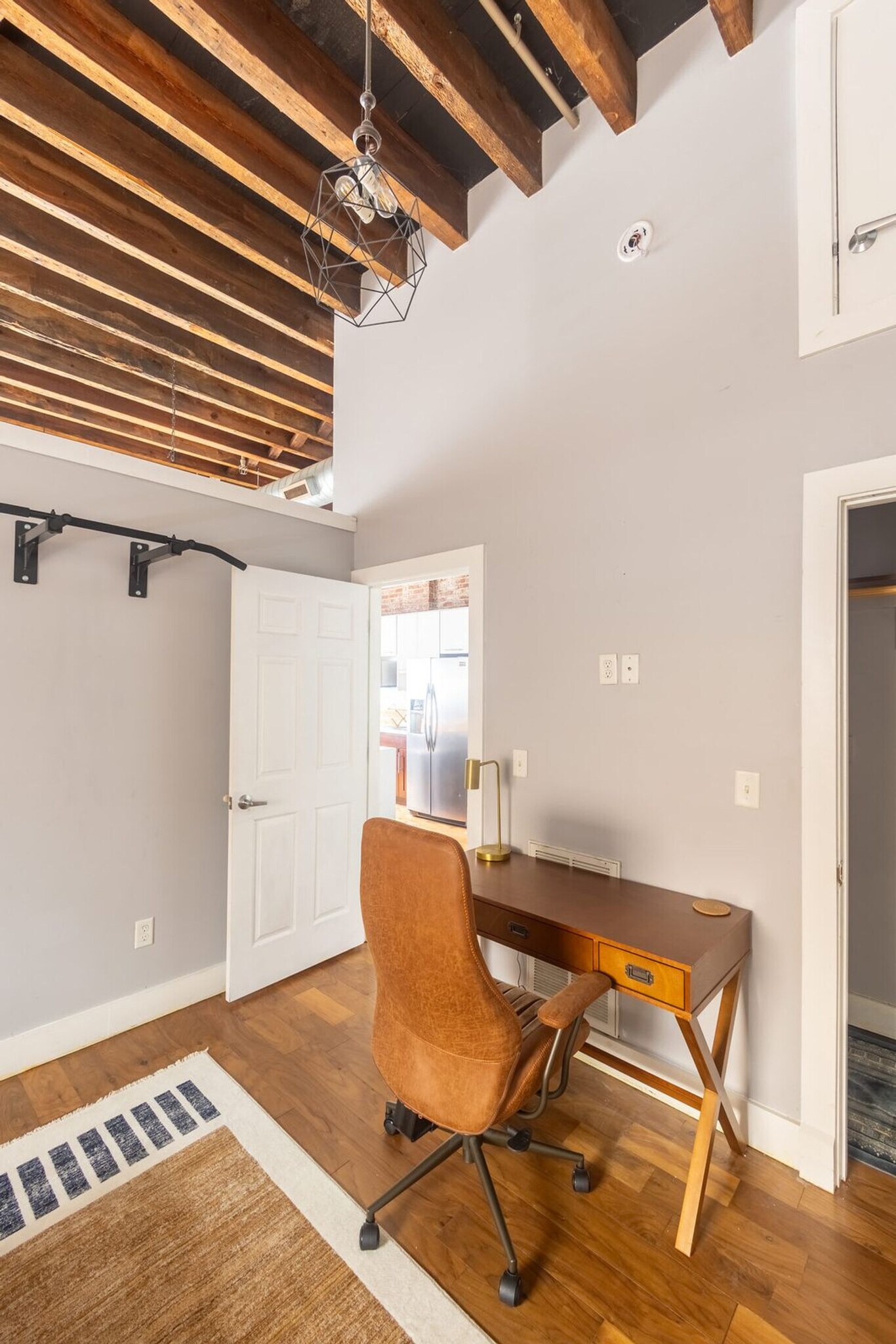 Building Photo - 621 14th St