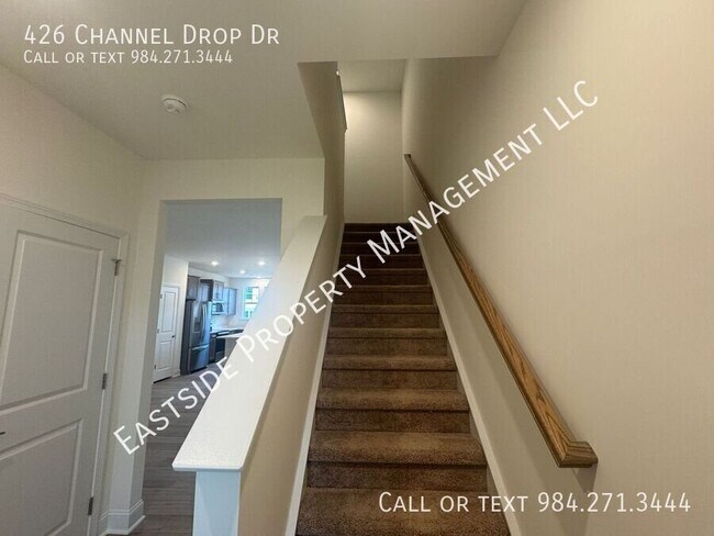 Building Photo - 426 Channel Drop Dr
