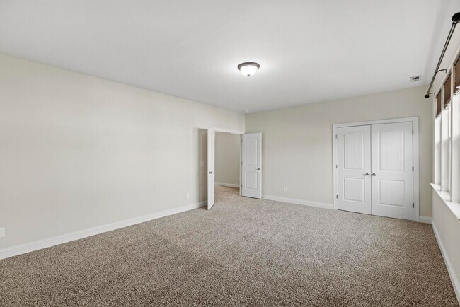 Building Photo - Spacious House for rent in Neighborhoods Of Holly Ridge!