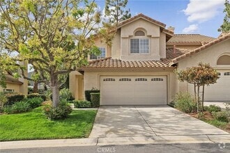 Building Photo - Beautiful Windrose Point 3 bed 2 1/2 bath ...