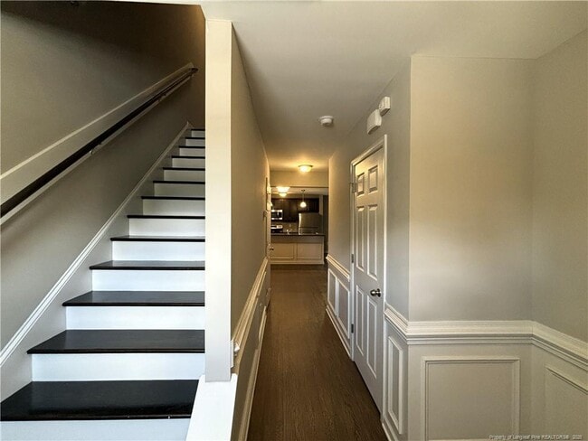 Building Photo - 2531 Gardner Park Dr