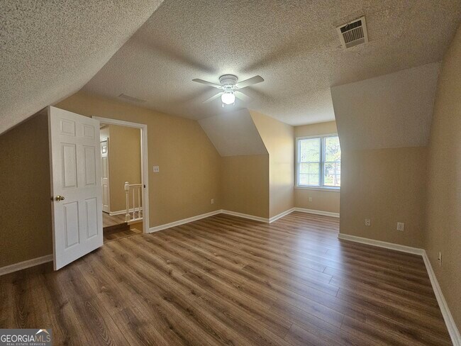 Building Photo - 24 Springfield Dr