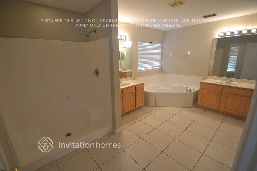 Building Photo - 7538 Rex Hill Trail
