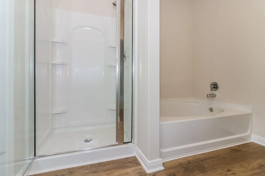 Building Photo - 401 Sunny Highlands Dr