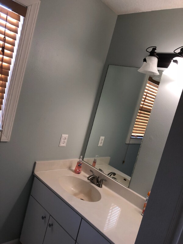 Building Photo - 644 16th St