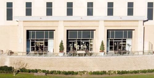 Building Photo - 7 Riverway