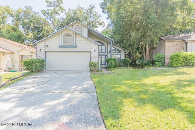 Primary Photo - 3619 Bridgewood Dr