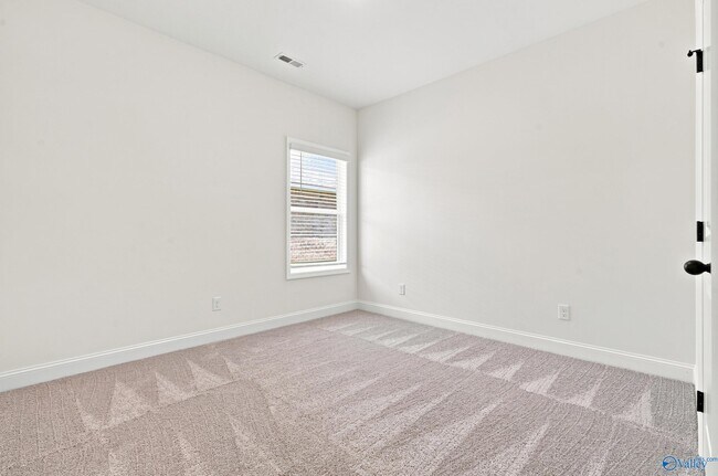 Building Photo - 6226 Pisgah Dr NW