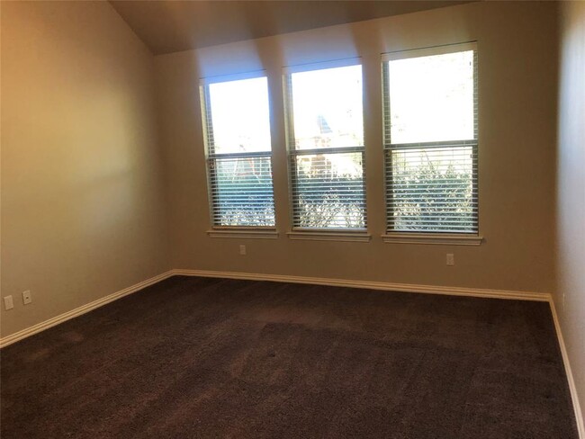 Building Photo - 13656 Mesa Verde Dr