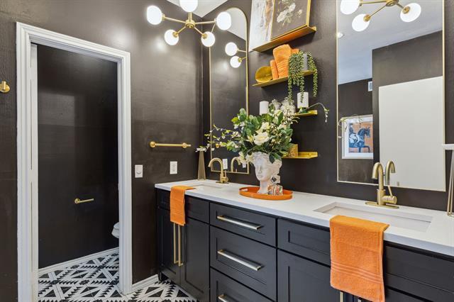 Building Photo - 4111 Herschel Ave