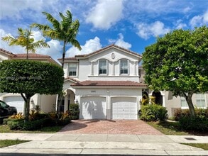 Building Photo - 10807 NW 84th Ln