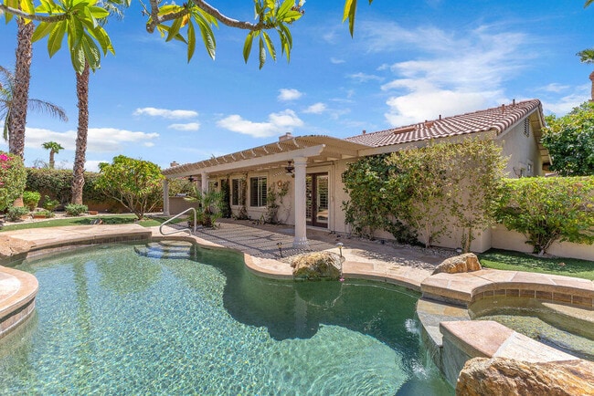 Building Photo - 79886 Dandelion Dr