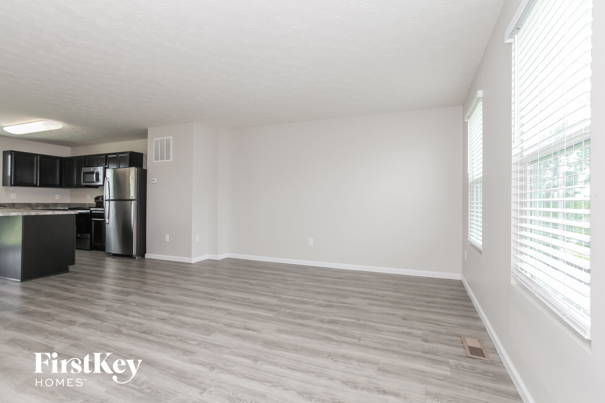 Building Photo - 4721 Megan Danielle Dr