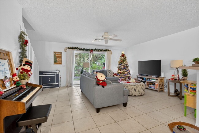 Building Photo - 105 Wooden Mill Terrace