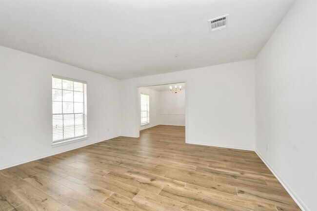 Building Photo - 8006 Oakington Dr