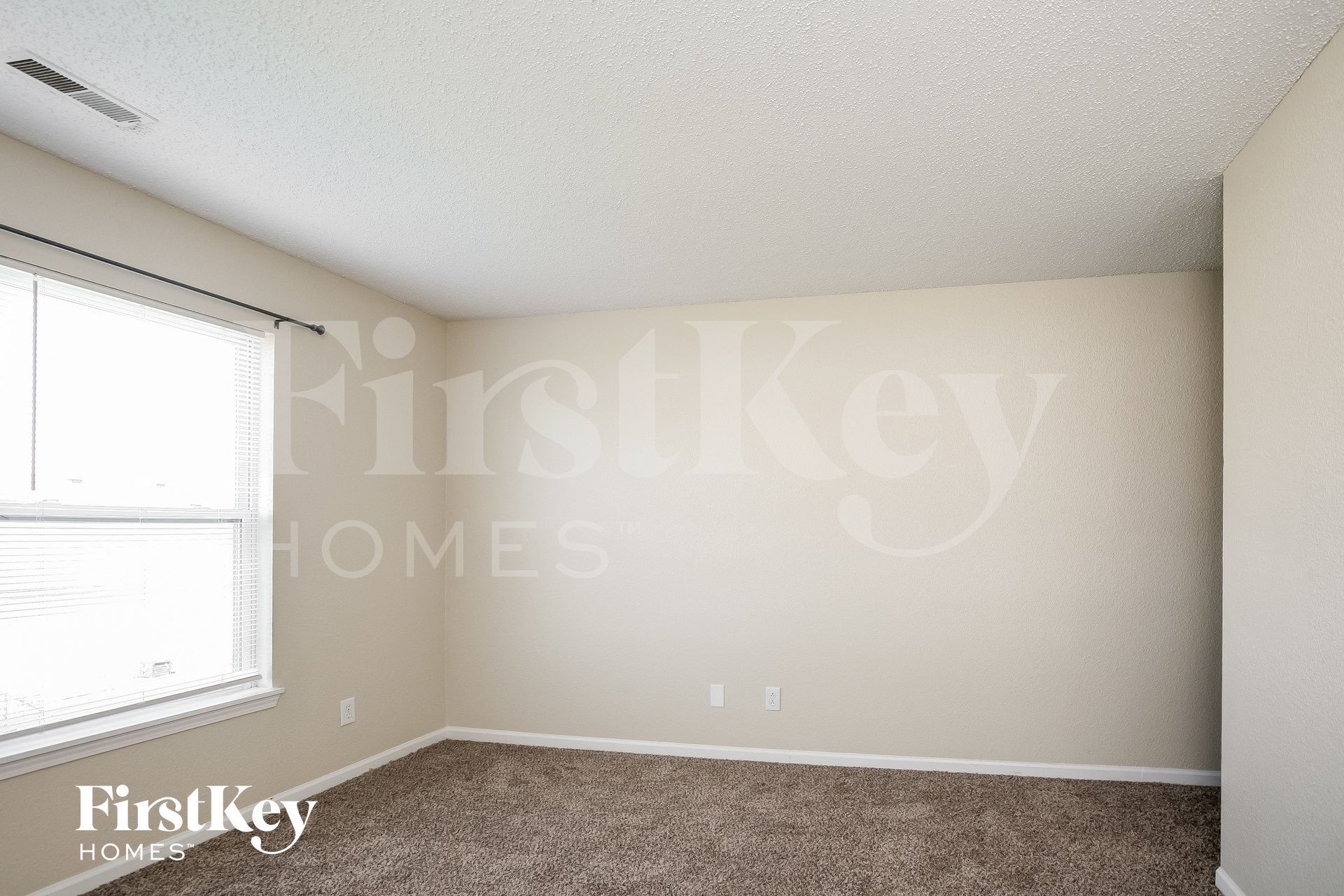 Building Photo - 1412 Egret Ln