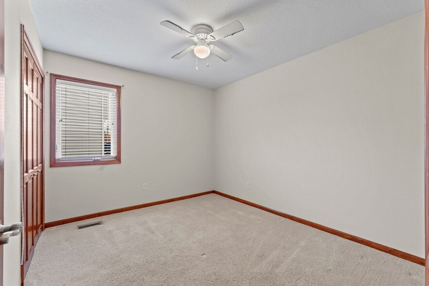 Building Photo - 3510 Flowing Brook Dr