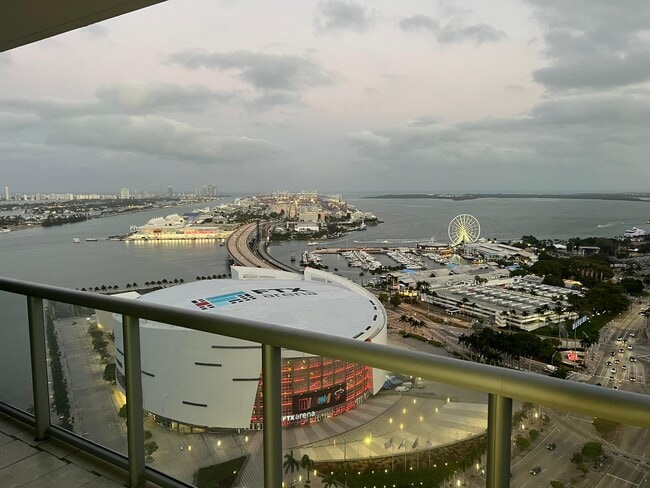 Building Photo - 888 Biscayne Blvd