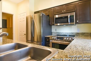 Building Photo - 9 Chapel Hill Cir